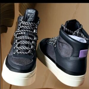 Miz Mooz Alpyne Sneakers Women's size 6.0 Slate Gray, blue Leather NWB Mid/Hi.-